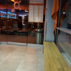 Orangetheory Fitness Alamo Ranch - High Five walking in!