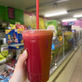 La Bona Energia - Juice Bars & Smoothies Near Me - Van Nuys, California