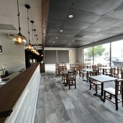 L'Roco Grill - Inside L'Roco grill
