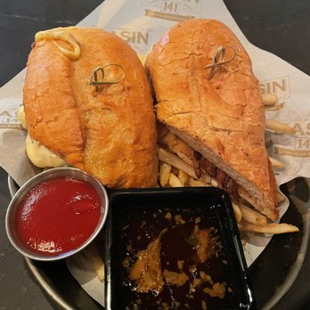 Basin 141 - Pot Roast French Dip ($15) - Pubs Near Me - Montrose, California