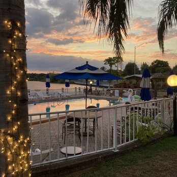 Lake Roy Beach Inn - Great vibes! - Hotels Near Me - Winter Haven, Florida