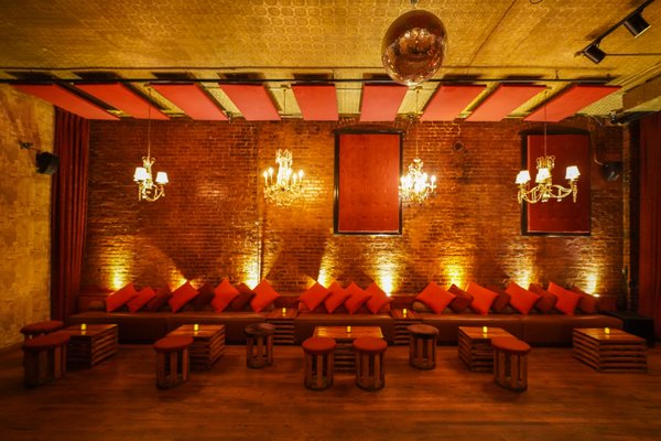 Velvet Brooklyn by null