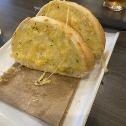 Ararat RSL - Cheesy Garlic Bread