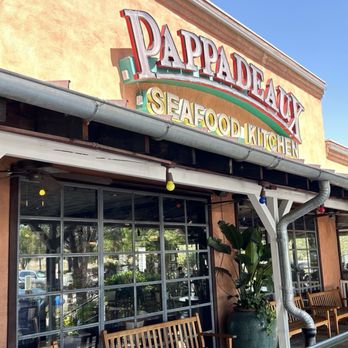 Pappadeaux Seafood Kitchen - Porch - Seafood Near Me - Albuquerque, New Mexico