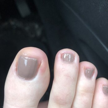 Star Nails & Spa - Toe nails cut sooo short. - Nail Salons Near Me - Des Peres, Missouri Star Nails & Spa - Toe nails cut sooo short. - Nail Salons Near Me - Des Peres, Missouri