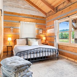 A Kings Lodge - King bedroom in our 2 bedroom 2 bath Cherokee Hill cabin