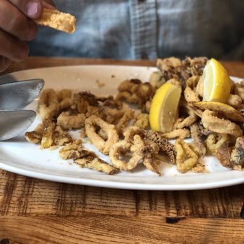 Giordano's - Calamari - Pizza Near Me - Columbus, Ohio