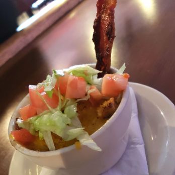 Rounders Lounge - Bars Near Me - Mentor, Ohio