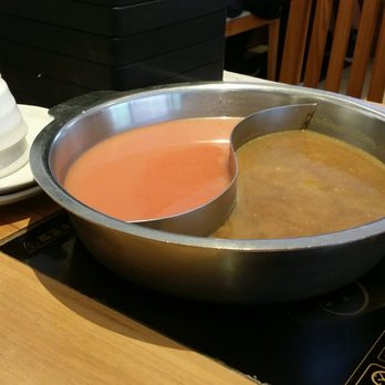 Shabu Sai - Tomato vs curry broth - Hot Pot Near Me - Hong Kong, HK