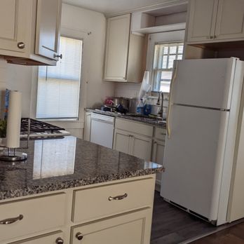 Sindi Cleaning Services - Home Cleaning Near Me