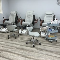 Adore Nail & Spa - Pedicure area