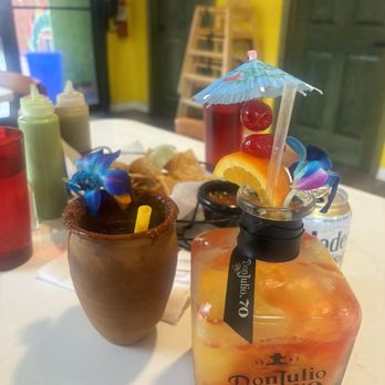 La Catrina - Cantarito and cariñosa drinks - Mexican Near Me - Chicago, Illinois