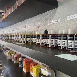 Brick House Vapors - Lots of choices