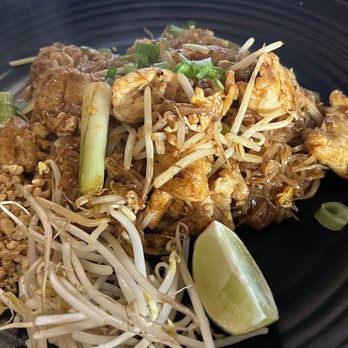 Sushi Ramen - Pad Thai - Sushi Bars Near Me - Sarasota, Florida