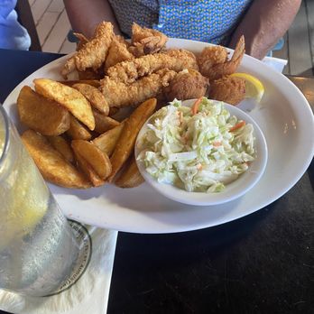 St Augustine Fish Camp - The fried fish and shrimp. - Seafood Near Me - St Augustine, Florida St Augustine Fish Camp - The fried fish and shrimp. - Seafood Near Me - St Augustine, Florida