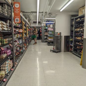 Countdown - Countdown Cable Car Lane, Wellington - Grocery Near Me - Wellington, WGN