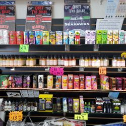 Cigarettes, Cigars & Tobacco - Nice selection of juices
