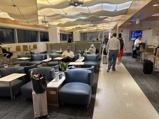 Delta Sky Club by null