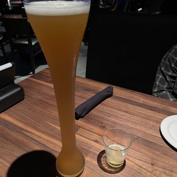 Yard House - New American Near Me - Seattle, Washington
