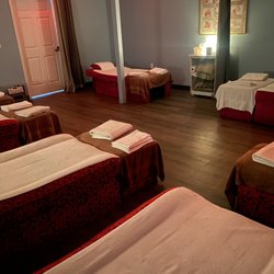 Q MASSAGE - 11 Photos & 60 Reviews - 228 NE Barry Rd, Kansas City ...