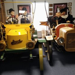 Fine Mess Old Car Museum