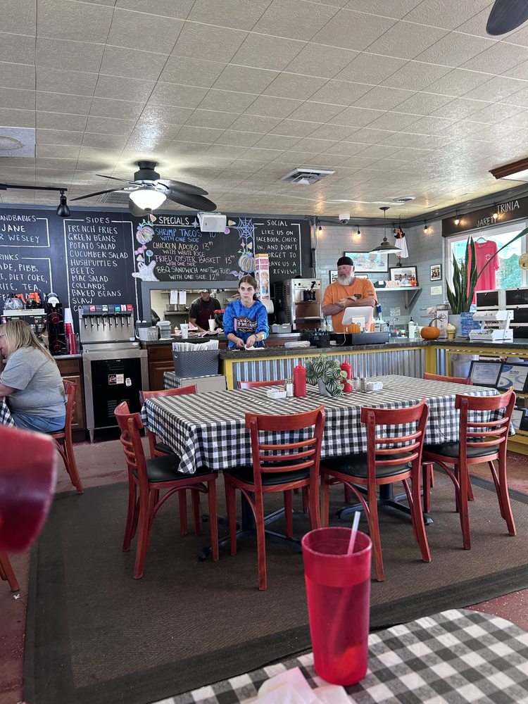 Howard Dooley Cafe Logo
