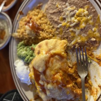 Los Cerritos Mexican Kitchen - Asato Stuffed Sopapilla - Mexican Near Me - Roswell, New Mexico Los Cerritos Mexican Kitchen - Asato Stuffed Sopapilla - Mexican Near Me - Roswell, New Mexico