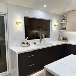 Delta Surfaces - Silestone Quartz will full backsplash feature