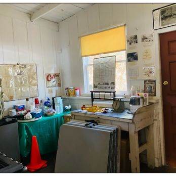 Lizzie's Trail Inn - The kitchen. - Museums Near Me - Sierra Madre, California Lizzie's Trail Inn - The kitchen. - Museums Near Me - Sierra Madre, California