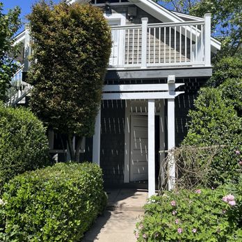 iDeck Construction - Railing,landing, post and beams. - Decks & Railing Near Me