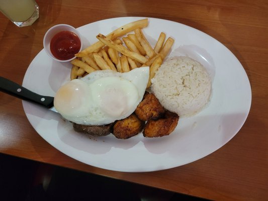 Alpamayo Peruvian Cuisine by null