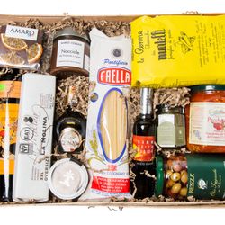 Gustiamo Italian food baskets