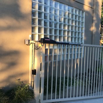 Ben's Gates And Doors - New Liftmaster LA400 installation in Hollywood hills . - Fences & Gates Near Me - Los Angeles, California Ben's Gates And Doors - New Liftmaster LA400 installation in Hollywood hills . - Fences & Gates Near Me - Los Angeles, California