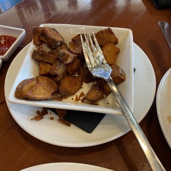 Full Belly - House potatoes were seasoned well and tasted great. I added a side of "secret sauce" which made them even better. - Breakfast & Brunch Near Me - San Antonio, Texas