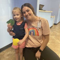 TEAM 4 Kids Pediatric Therapy - Avondale - Amelia with her OT Serena!