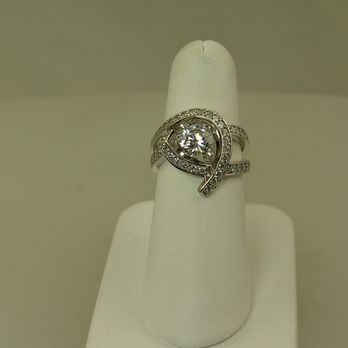 Tennie's Jewelry - Watches Near Me - Appleton, Wisconsin