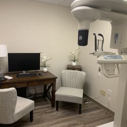 Katherine Thomson D.D.S. - La Jolla Micro Endodontics - CBCT imaging