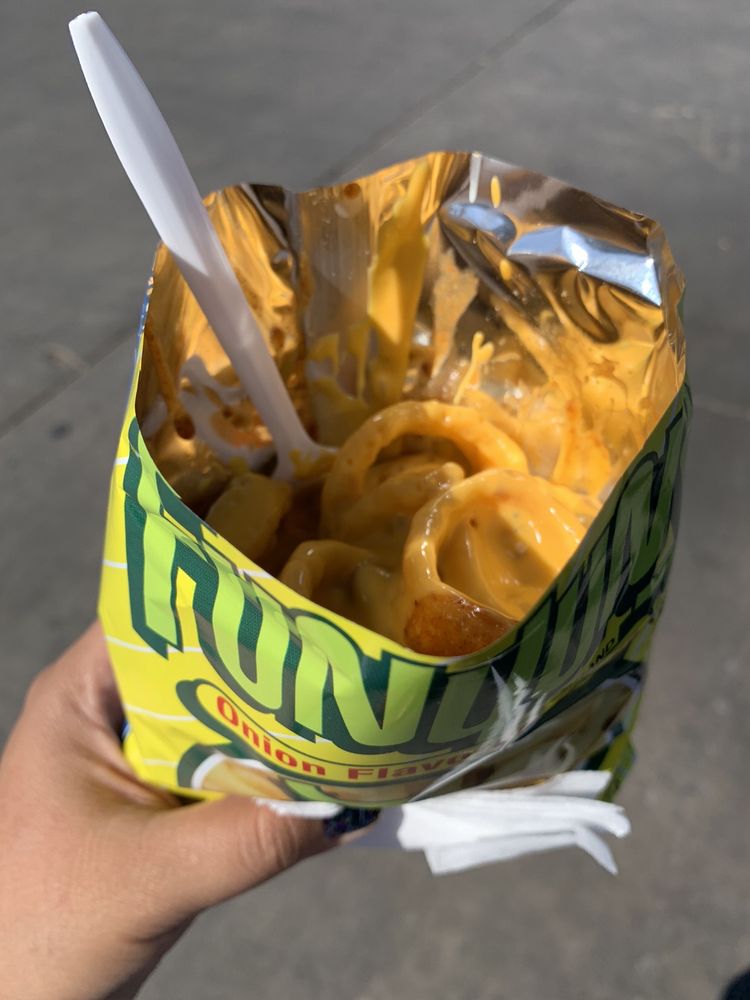 R & R Mini Mart Logo