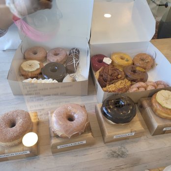 Fan-Fan Doughnuts - Donuts Near Me - Brooklyn, New York Fan-Fan Doughnuts - Donuts Near Me - Brooklyn, New York