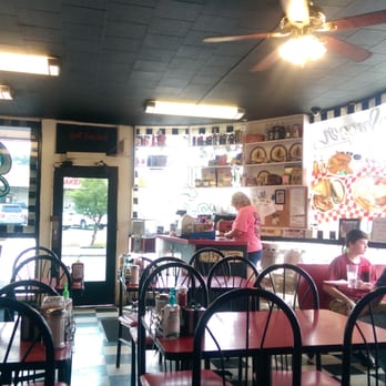 Johnny B's Grill - Diners Near Me - El Dorado, Arkansas Johnny B's Grill - Diners Near Me - El Dorado, Arkansas