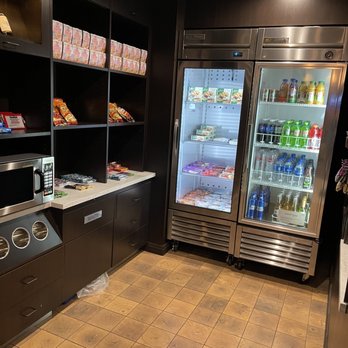 Homewood Suites by Hilton Oxnard/Camarillo - Snack area - Hotels Near Me - Oxnard, California Homewood Suites by Hilton Oxnard/Camarillo - Snack area - Hotels Near Me - Oxnard, California