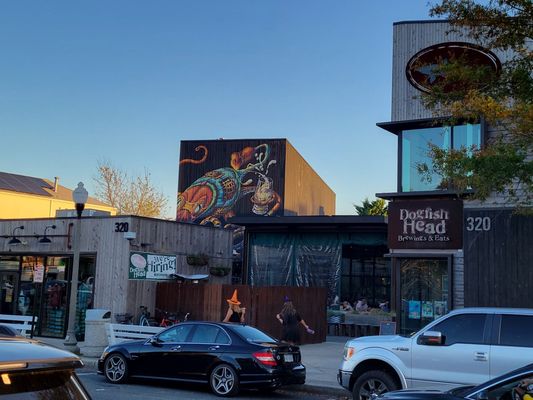 Dogfish Head Brewings & Eats by null