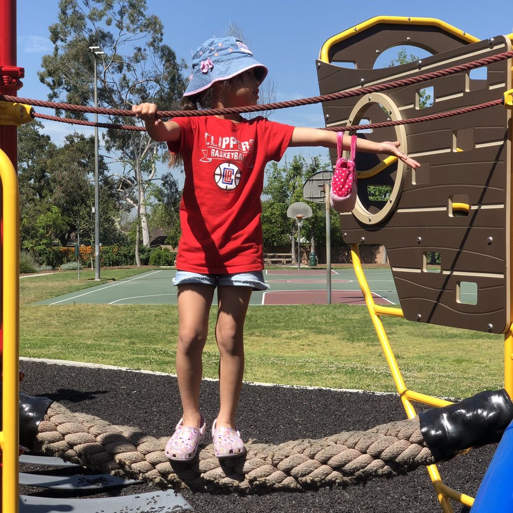 Gladstone Park - Parks Near Me - Glendora, California Gladstone Park - Parks Near Me - Glendora, California