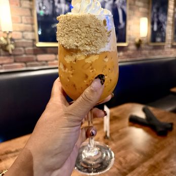 Taffer’s Tavern Orlando - 24 Karat - a limited edition fall drink - Wine Bars Near Me - Orlando, Florida