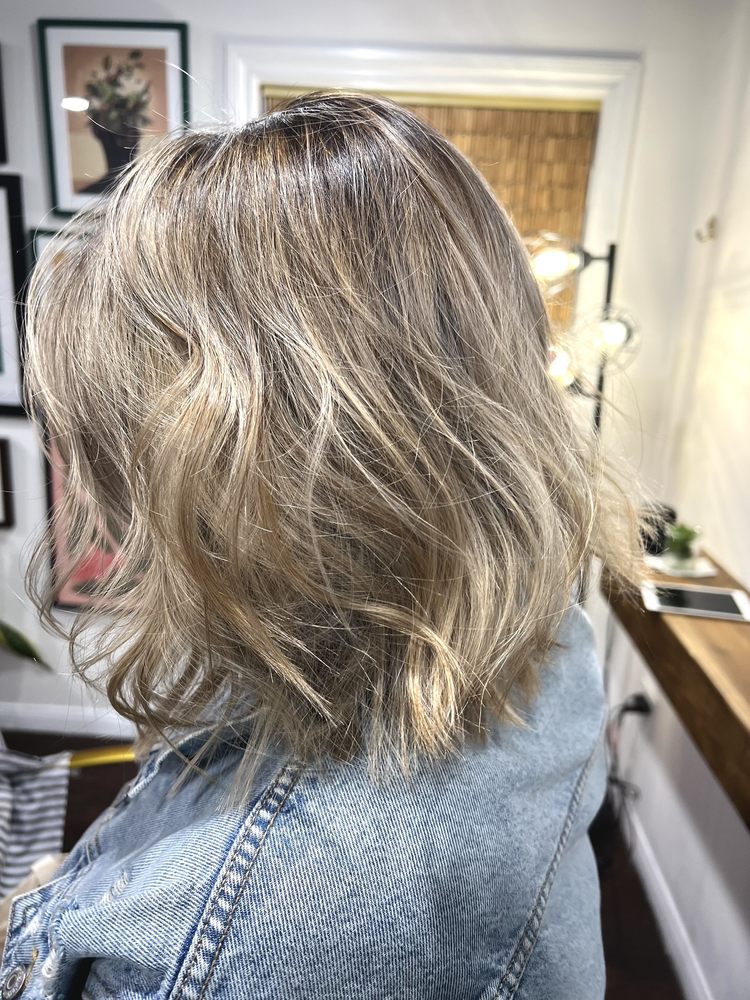 Love Your Hair by Rachel Carter Logo