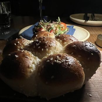 Verse - Buns...delicious buns - Seafood Near Me - Toluca Lake, California
