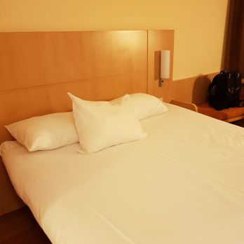 Ibis Amsterdam Centre Hotel - Very ordinary bed certainly not that over €200 a night Hotel - Hotels Near Me - Amsterdam, New Hampshire Ibis Amsterdam Centre Hotel - Very ordinary bed certainly not that over €200 a night Hotel - Hotels Near Me - Amsterdam, New Hampshire