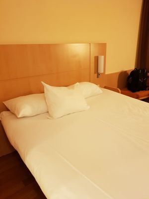 ibis Amsterdam Centre by null