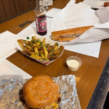 Fred's Meat & Bread - Burgers Near Me - Atlanta, Georgia Fred's Meat & Bread - Burgers Near Me - Atlanta, Georgia