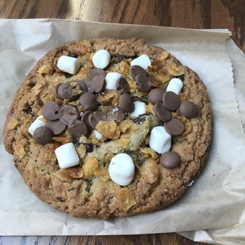 Maplewood Kitchen and Bar - Giant cornflake cookie $3 - Breakfast & Brunch Near Me - Cincinnati, Ohio